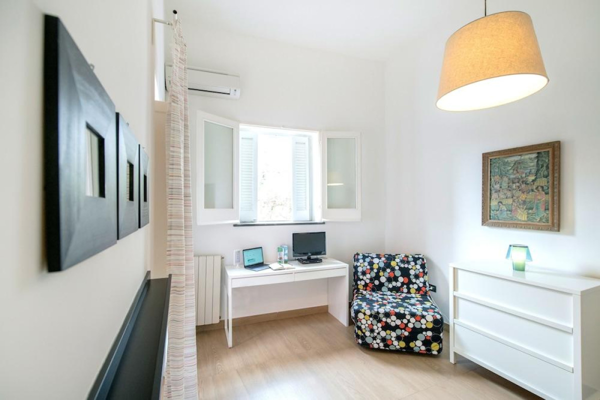 Gioia 13 Apartments & Rooms