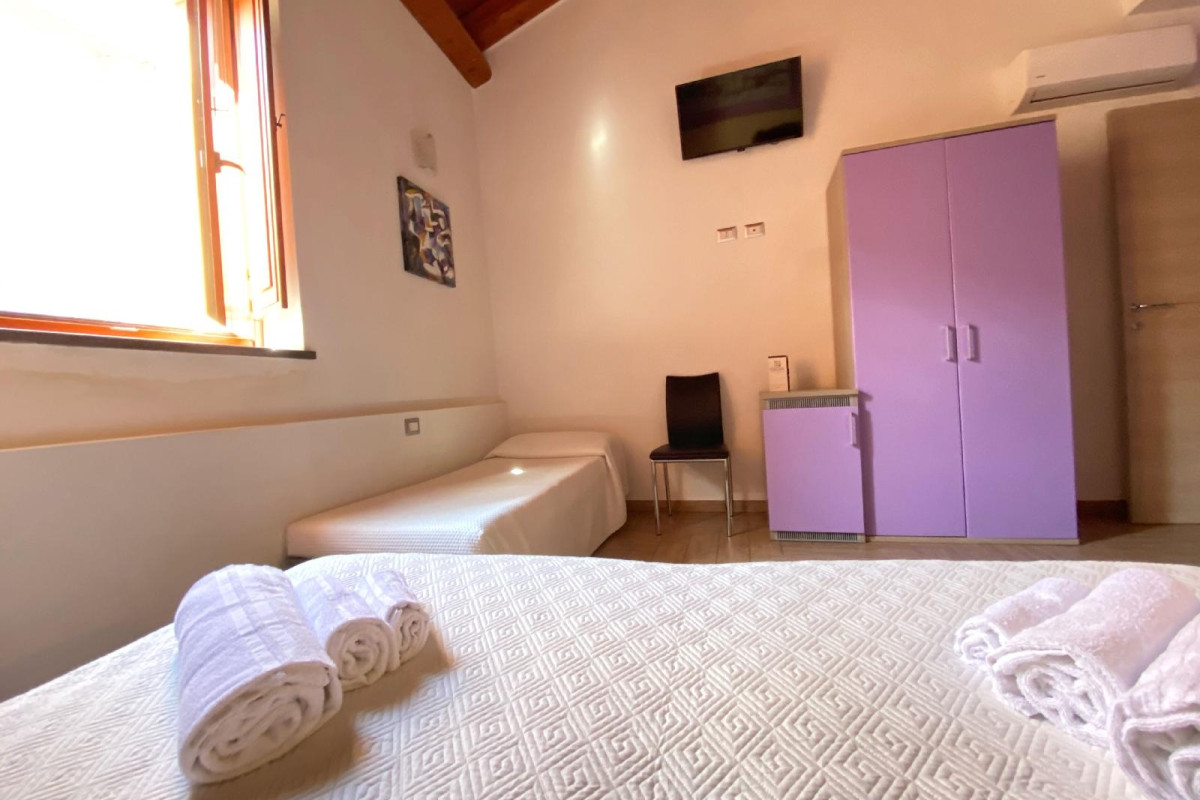 GIOIA GUESTHOUSE