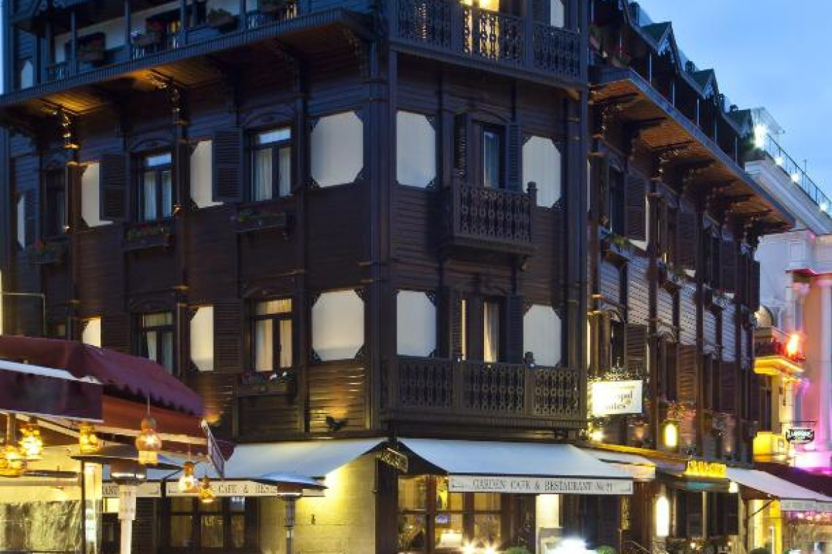 GLK Premier Acropol Suites And Spa