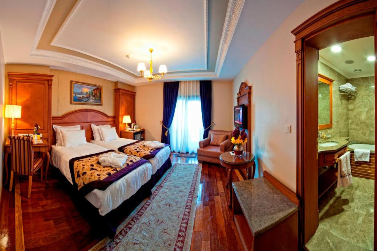 GLK Premier Acropol Suites And Spa