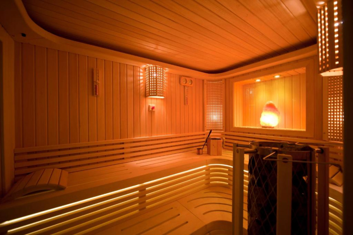 GLK Premier Acropol Suites And Spa