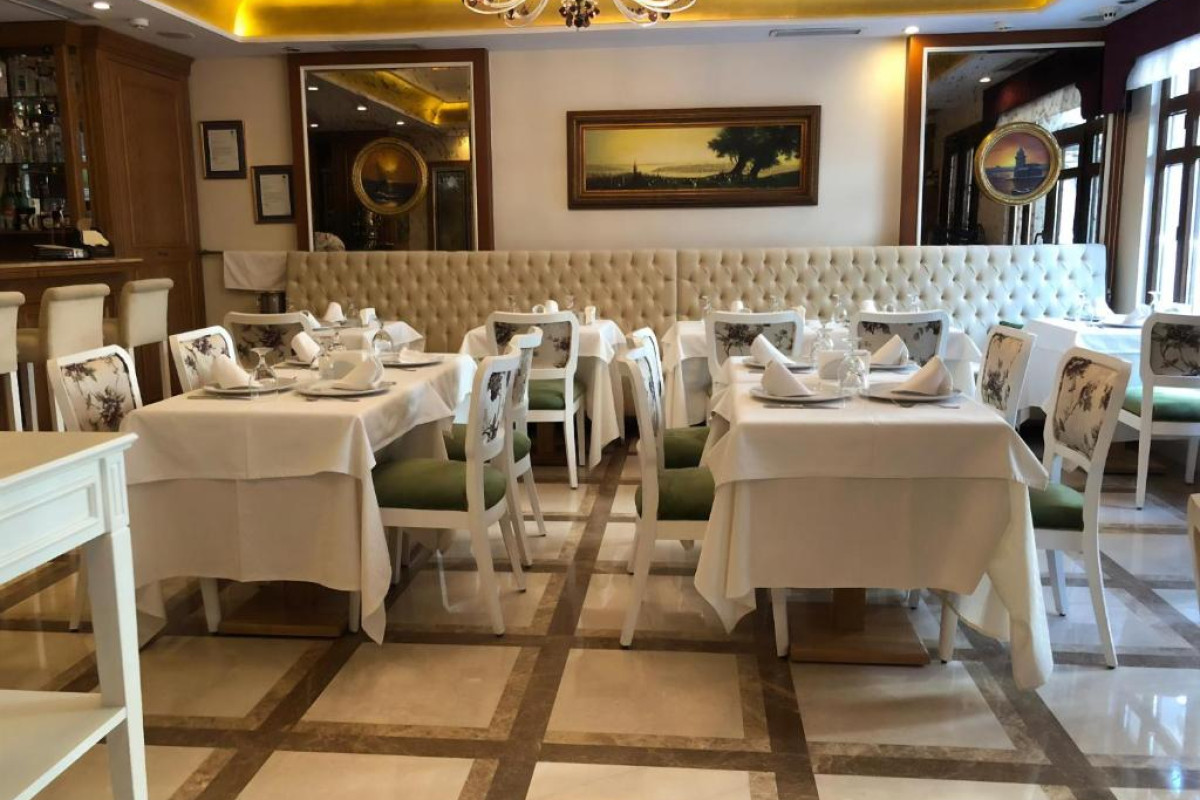 Glk Premier Regency Suites And Spa