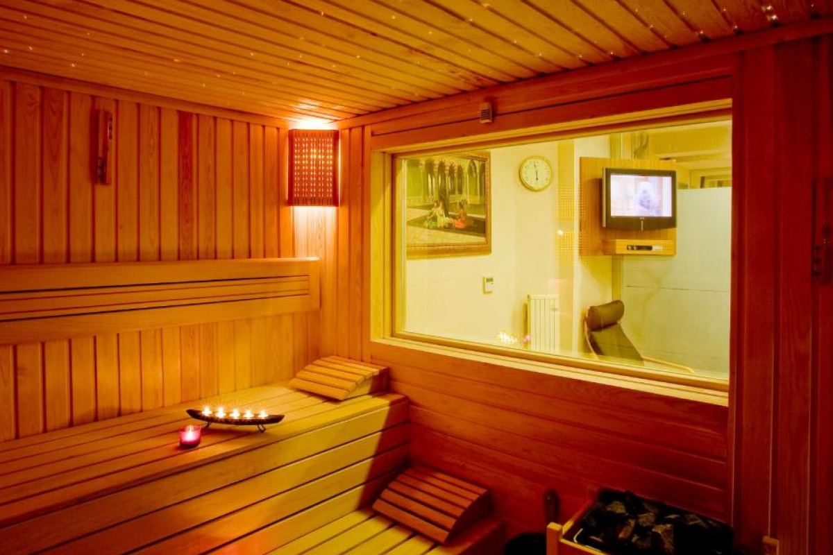 Glk Premier Regency Suites And Spa