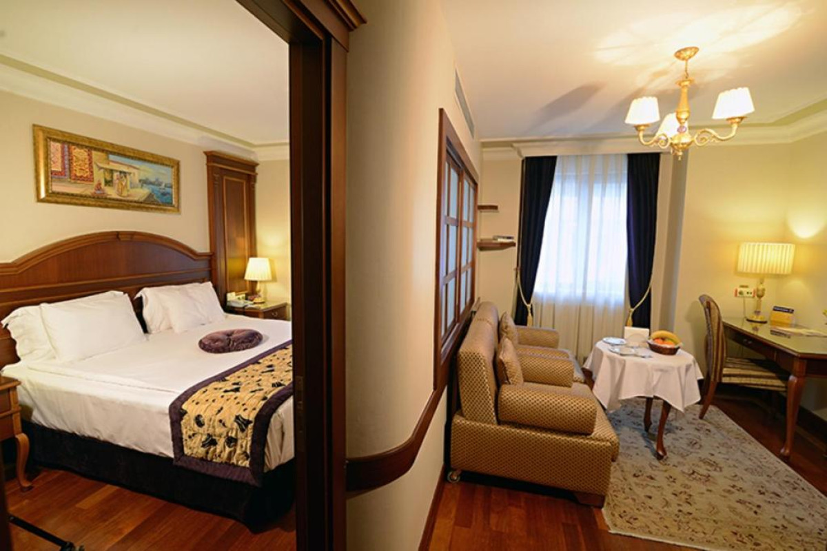 Glk Premier Regency Suites And Spa