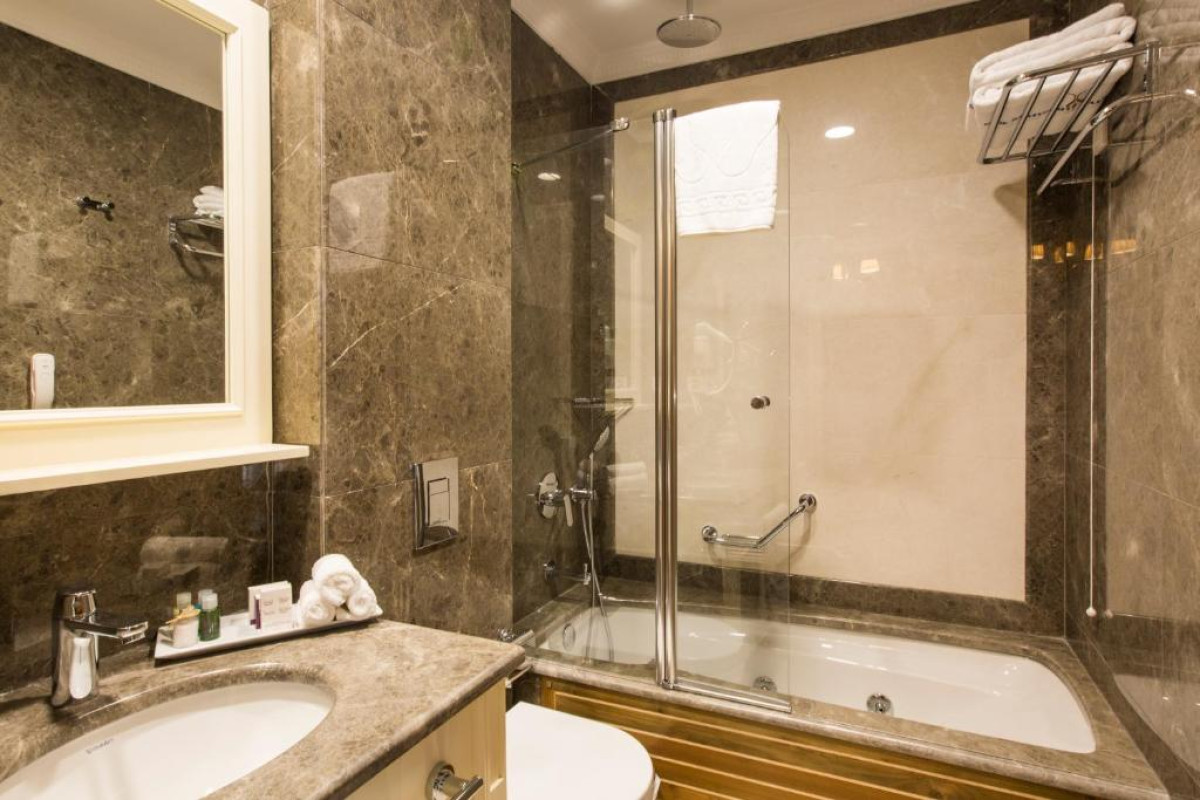 GLK Premier Sea Mansion Suites And Spa