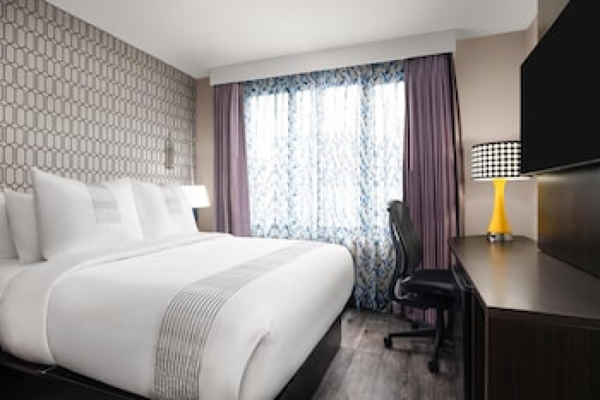GLO BEST WESTERN BRONX NYC