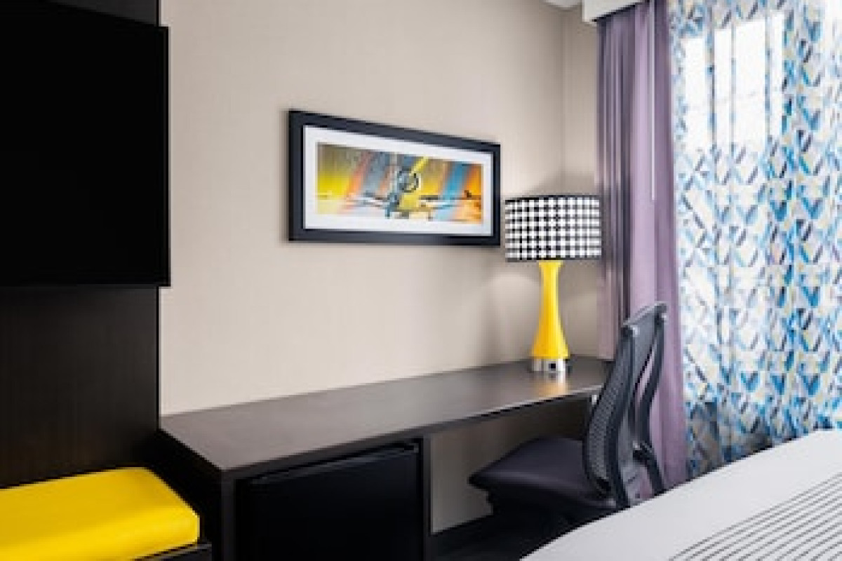 GLO BEST WESTERN BRONX NYC