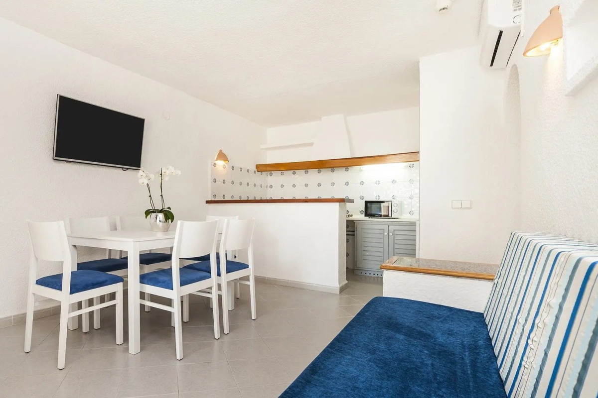 GLOBALES APARTAMENTOS MONTEMAR