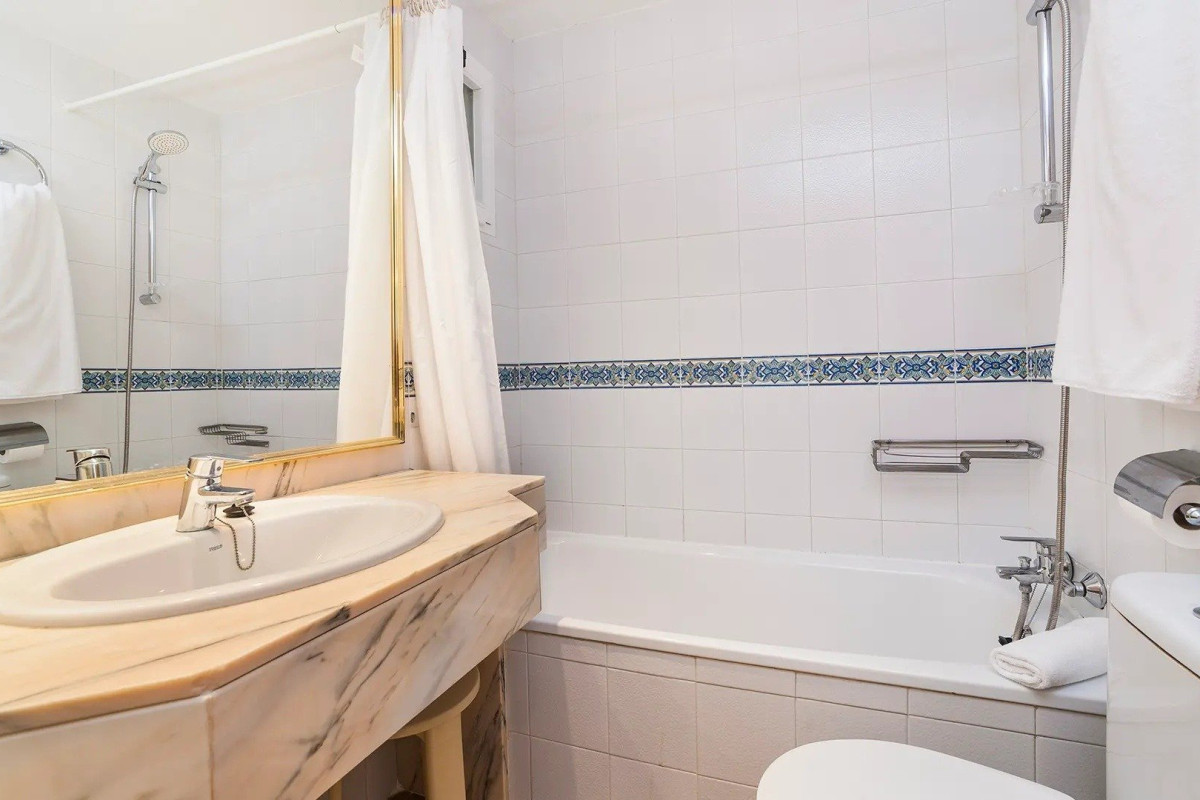 GLOBALES APARTAMENTOS MONTEMAR