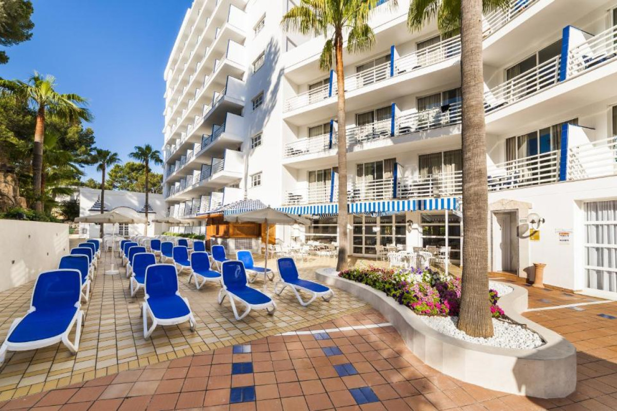 Hotel Globales Palmanova Palace
