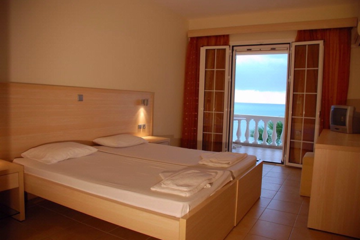 Gloria Maris Hotel