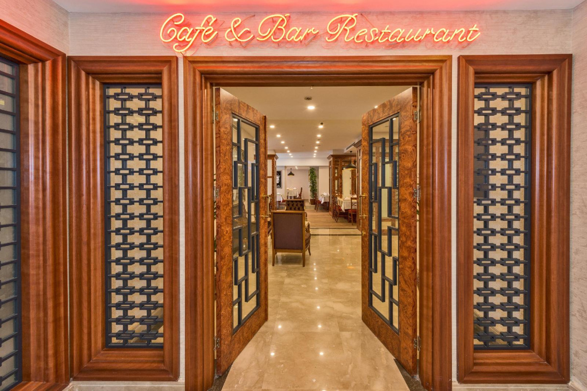 GLORIOUS HOTEL