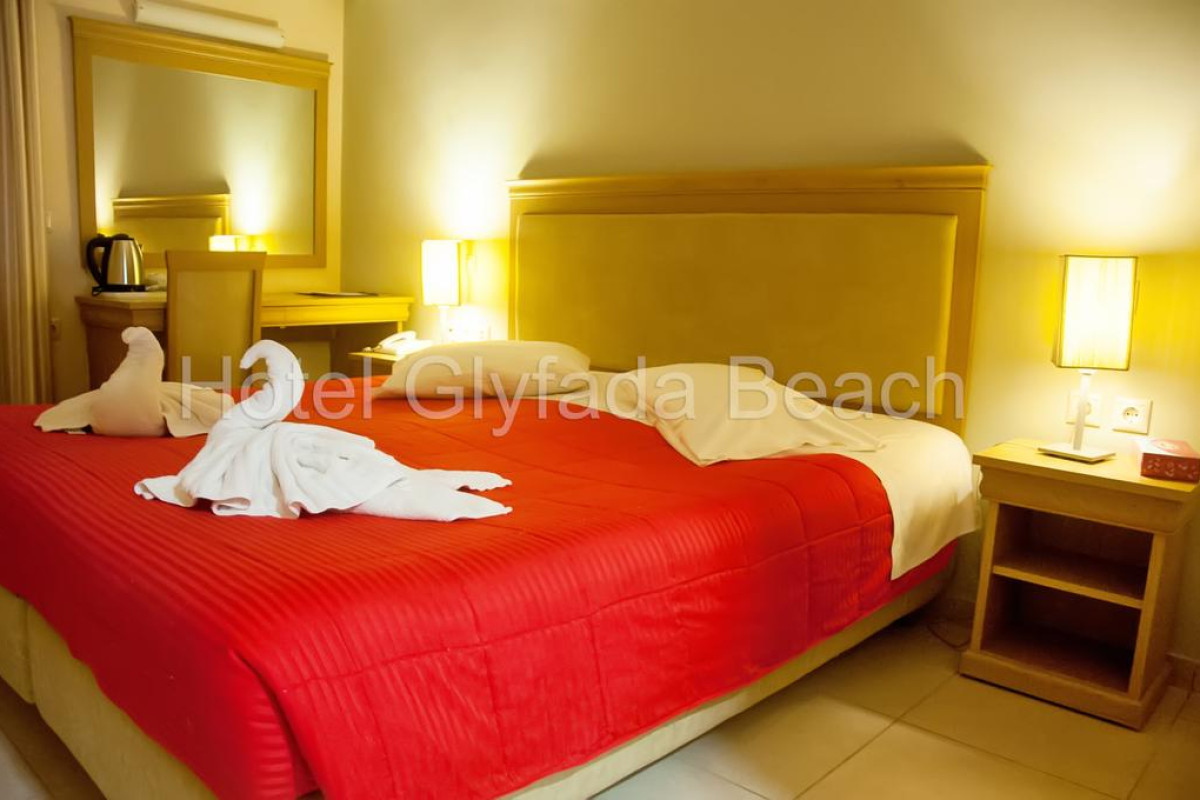 GLYFADA BEACH HOTEL - GLYFADA