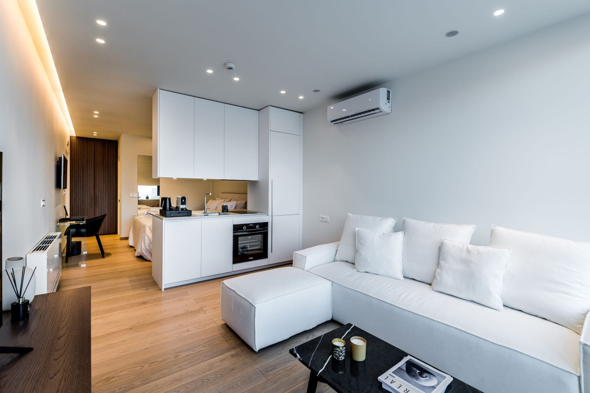 GM Exclusive Luxury Suites And SPA
