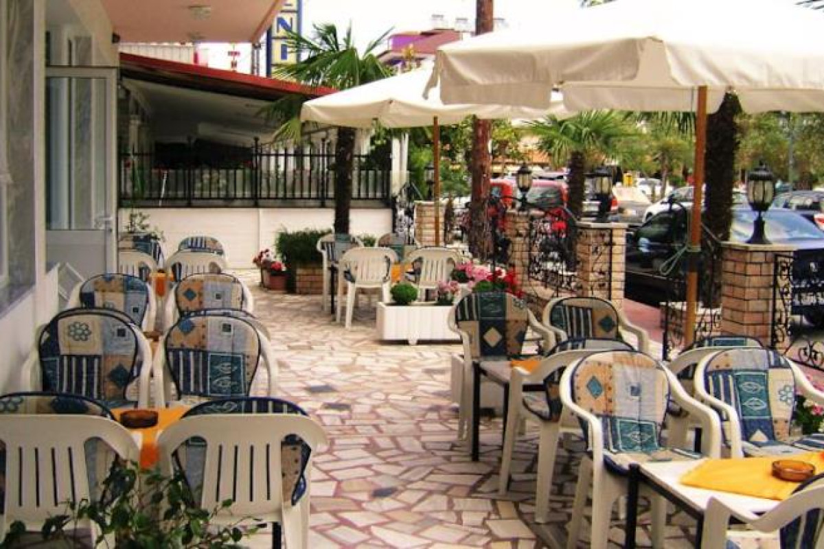 Gold Stern Hotel
