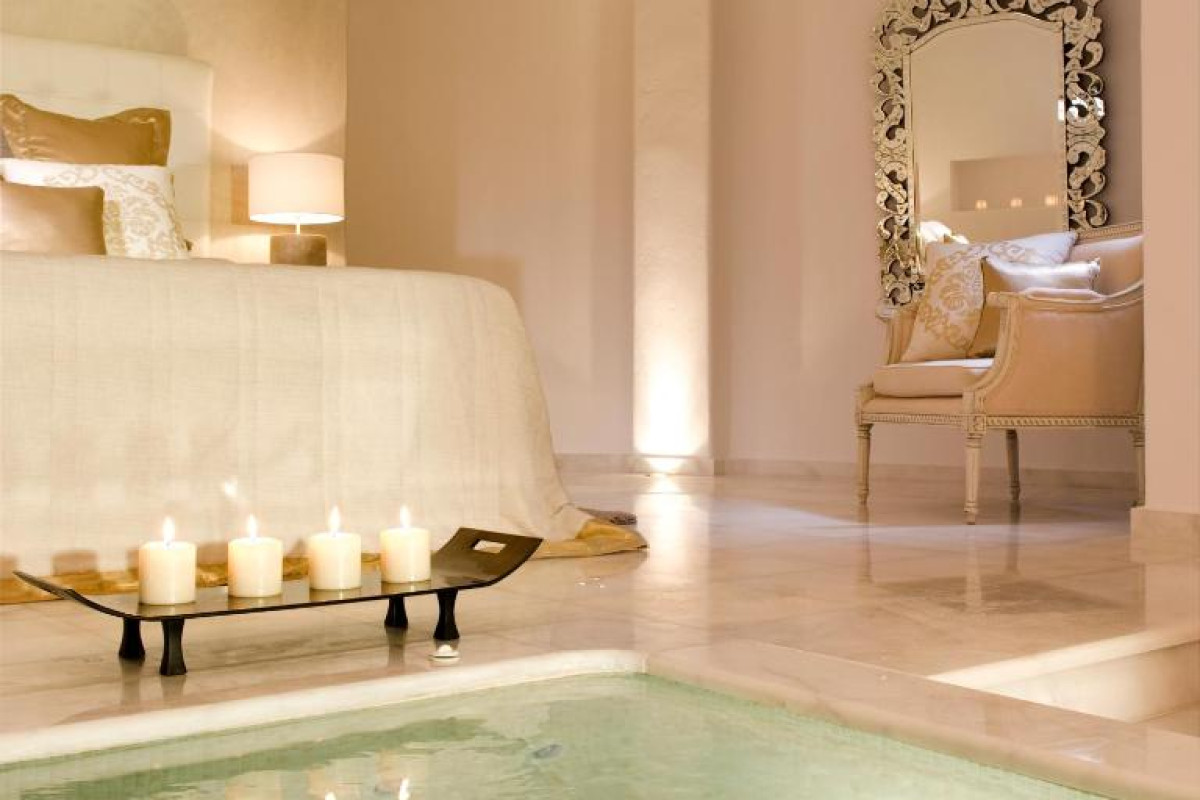 Gold Suites Santorini