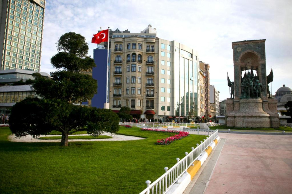 Golden Age Hotel