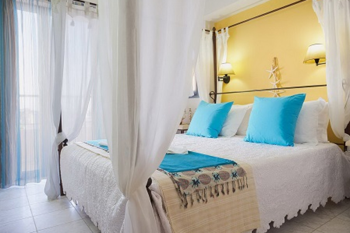 GOLDEN BAY APARTMENTS – GARDEN HAVEN