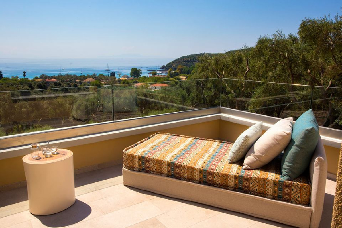 Golden Bay Suites & Maisonettes