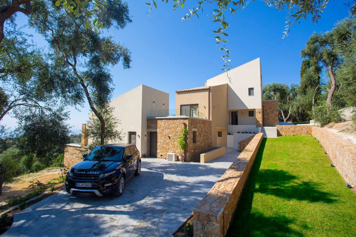 Golden Bay Suites & Maisonettes