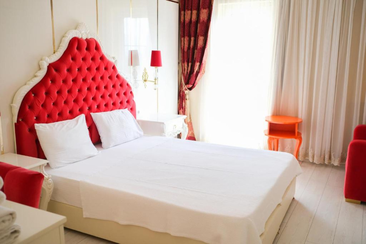 GOLDEN BEACH RESORT  SPA