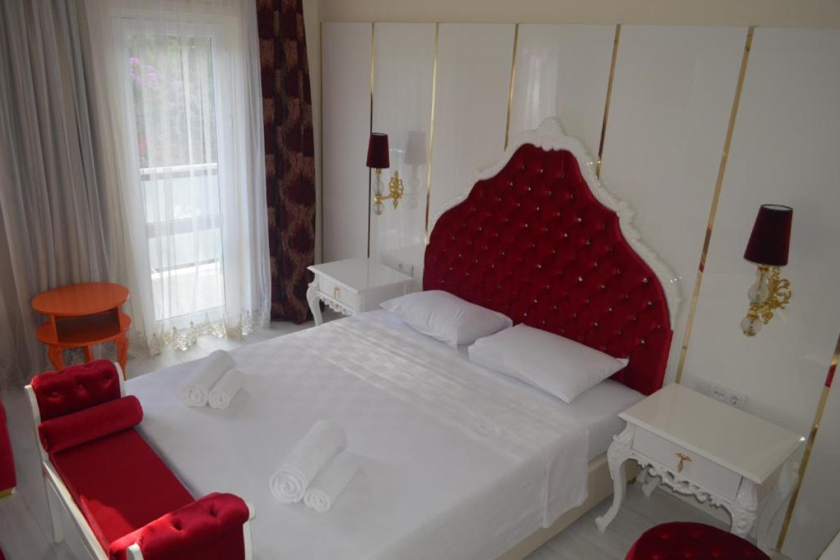 GOLDEN BEACH RESORT  SPA