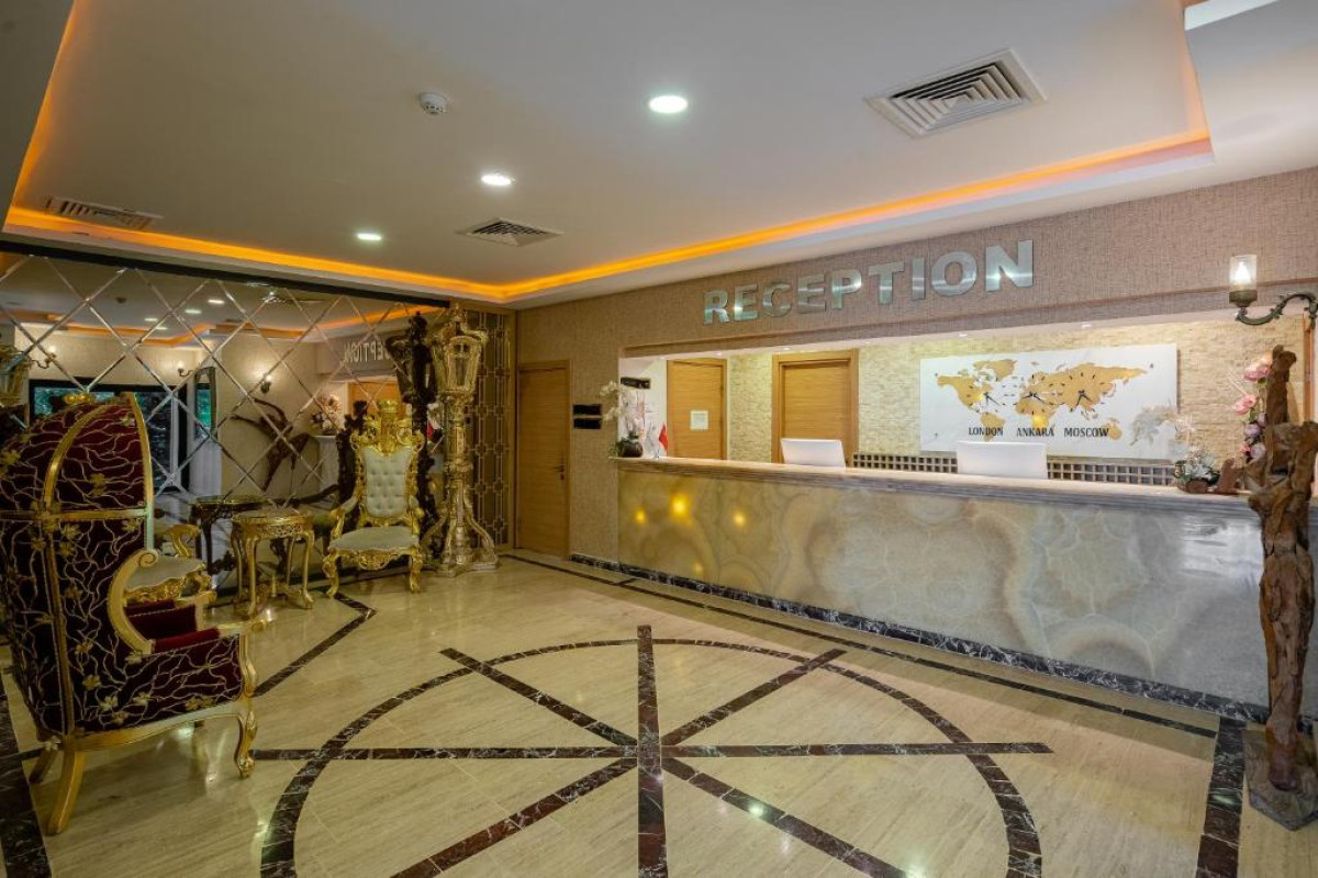 GOLDEN BEACH RESORT  SPA
