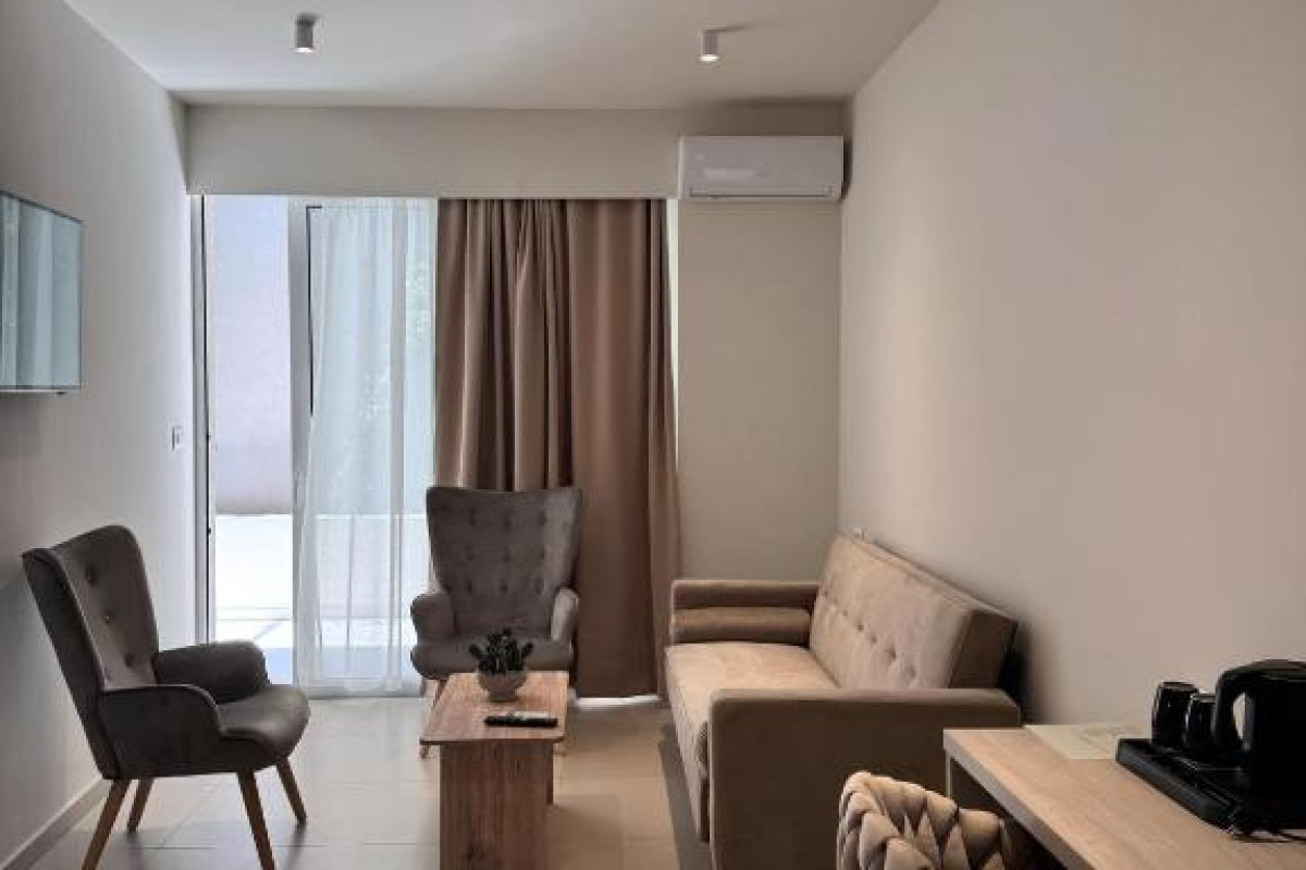 Golden Coast Suites