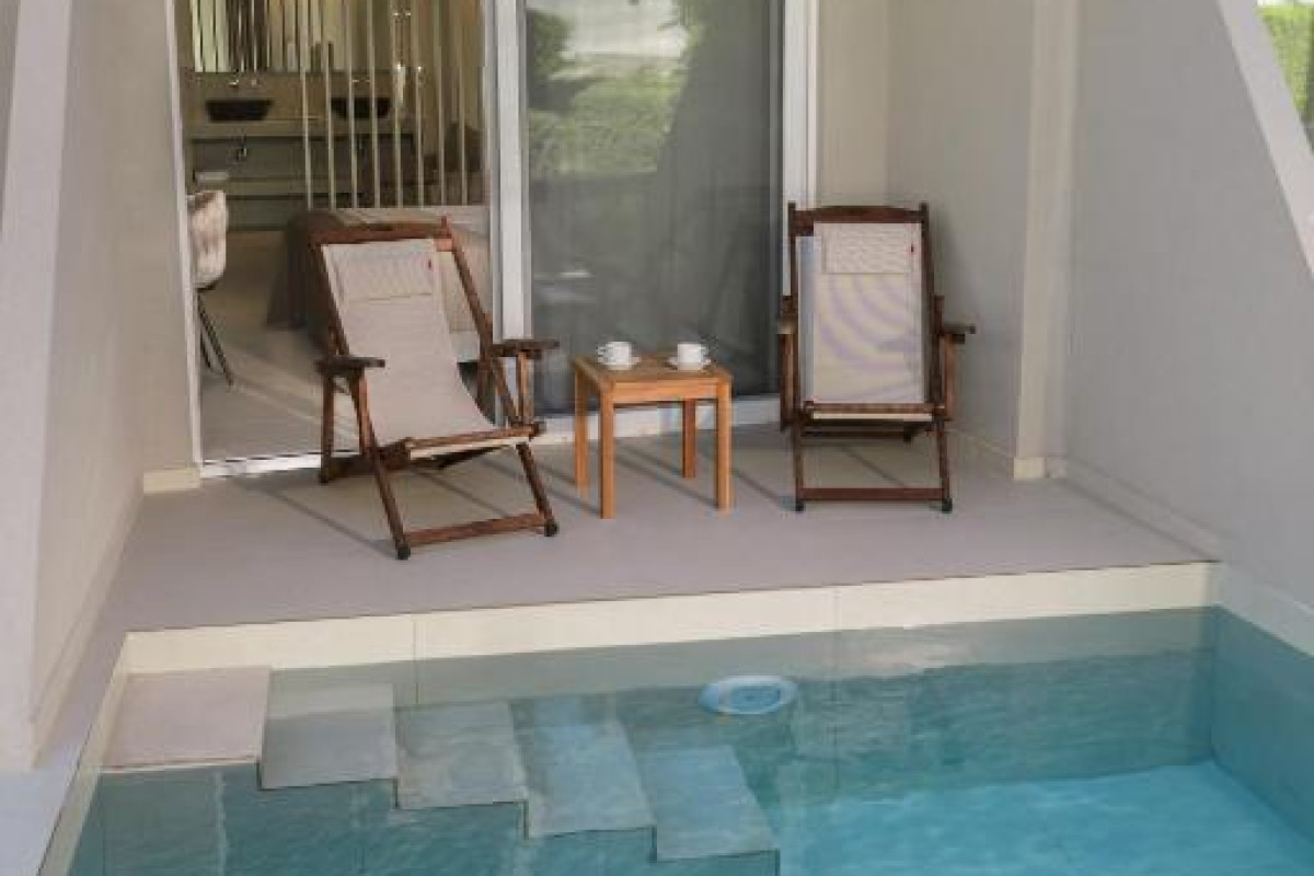 Golden Coast Suites