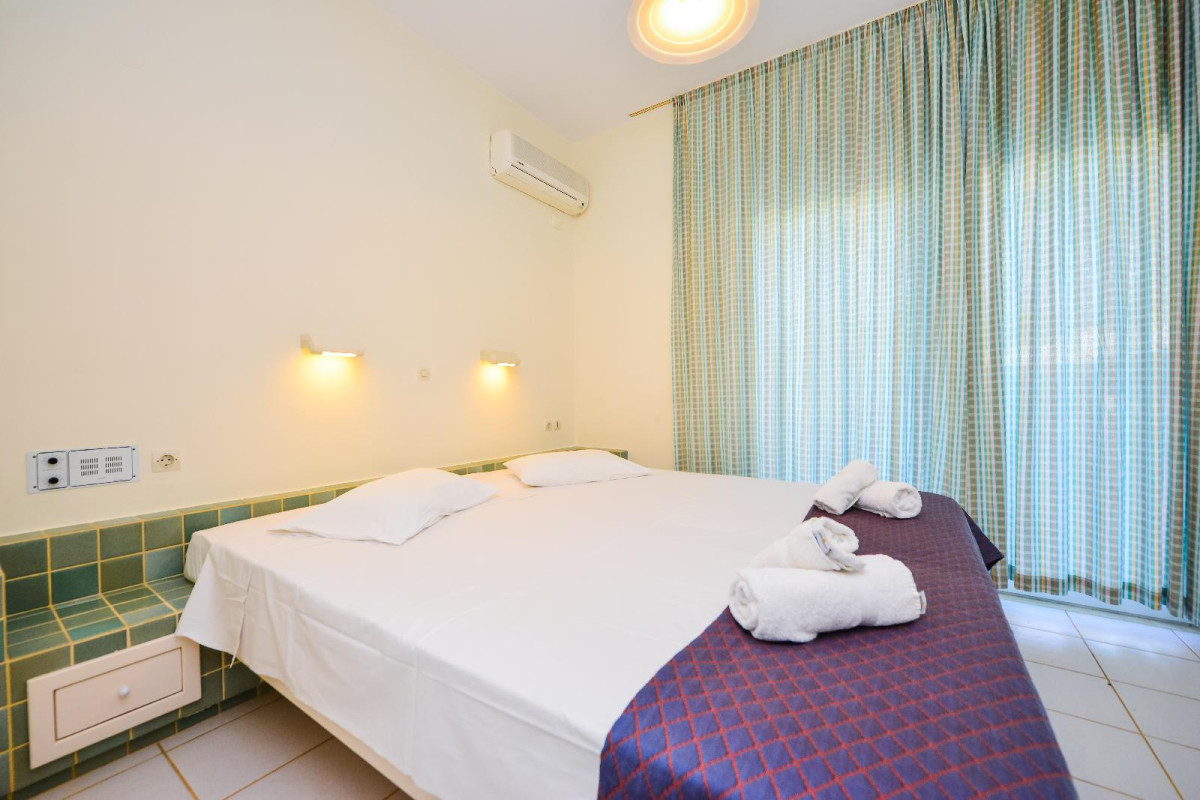 Golden Dream Apartments