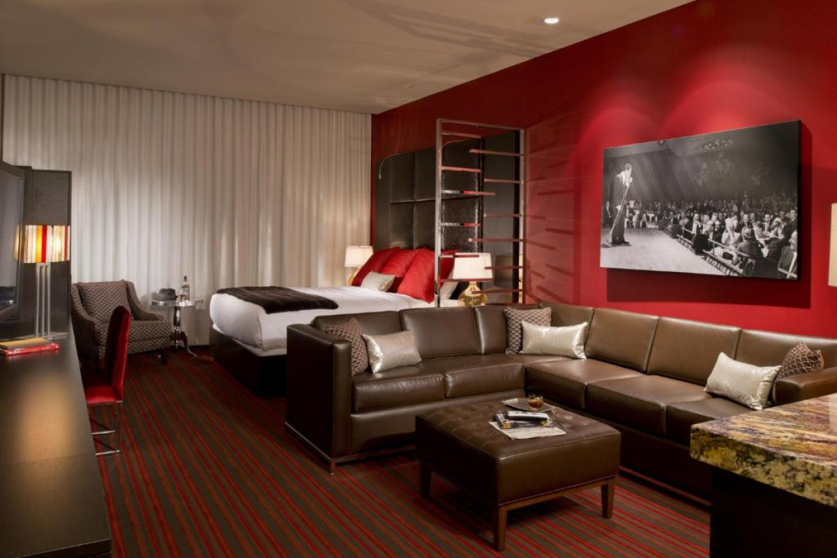 Golden Gate Hotel & Casino