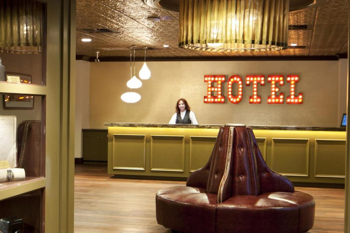 Golden Gate Hotel & Casino