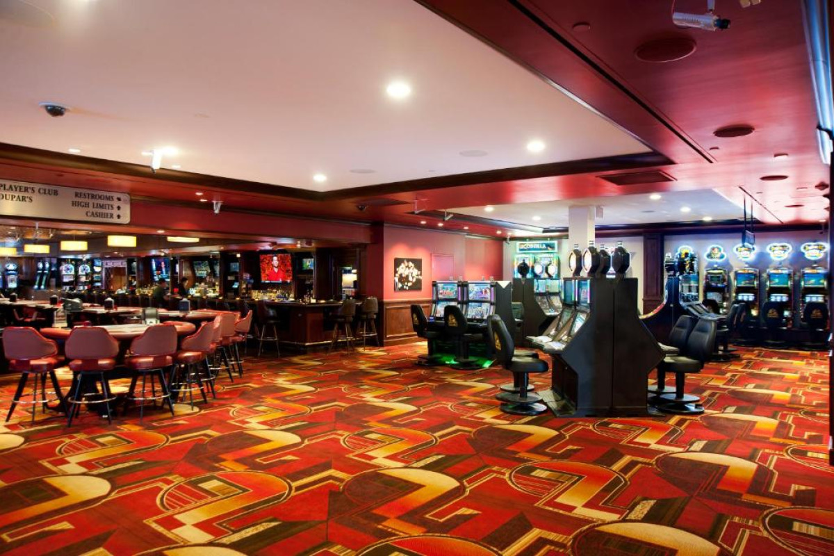 Golden Gate Hotel & Casino