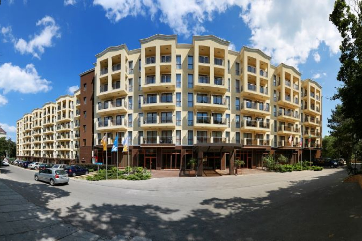 GOLDEN LINE HOTEL