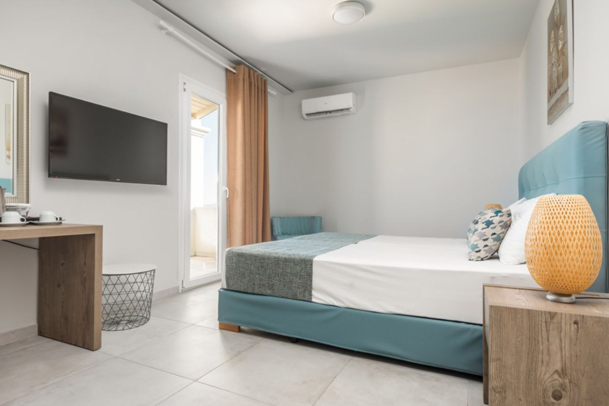 GOLDEN MARE RESORT