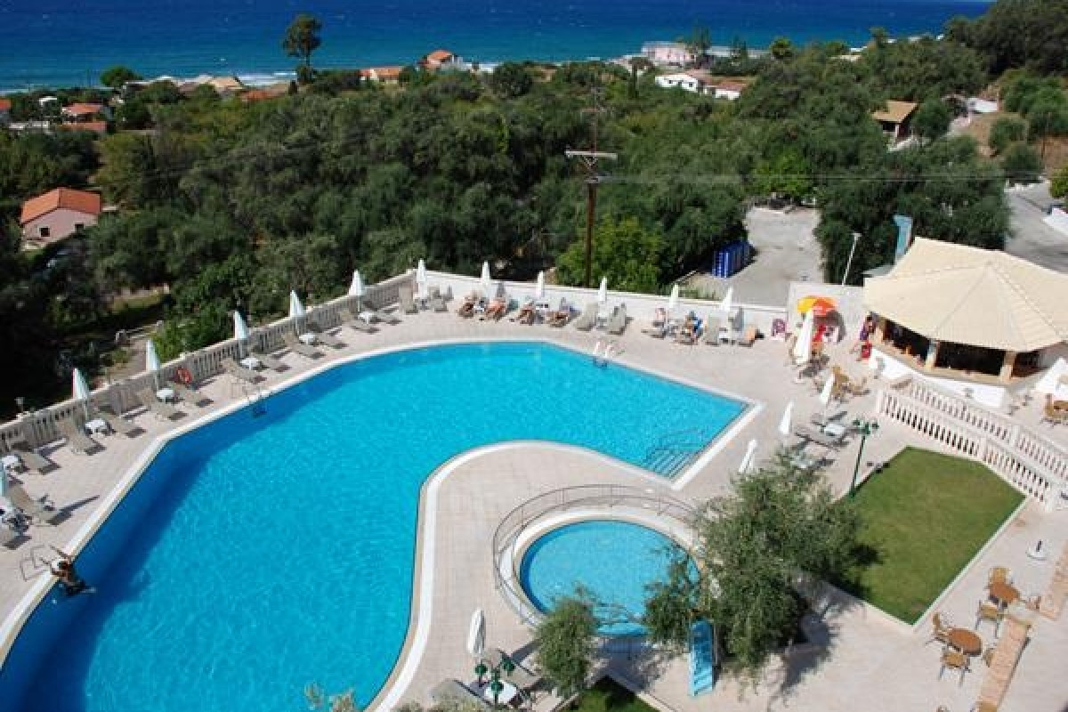 Golden Nests Hotel