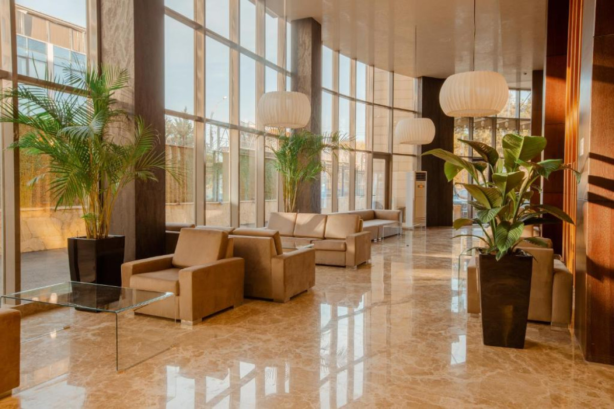 Golden Palace Hotel