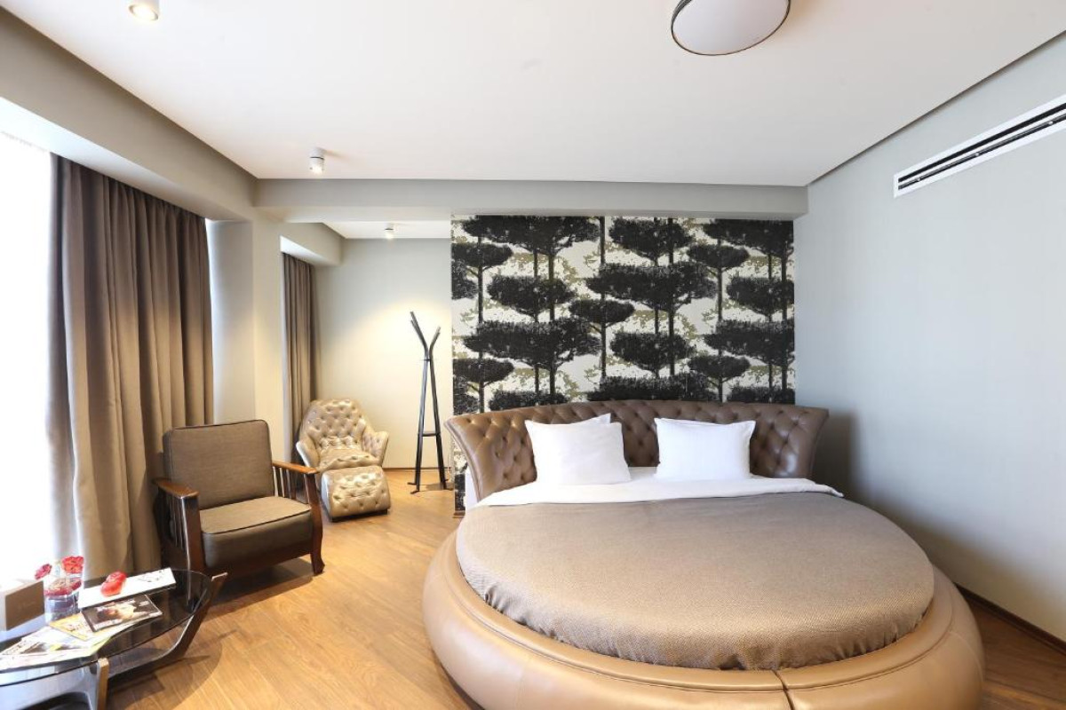 Golden Palace Hotel