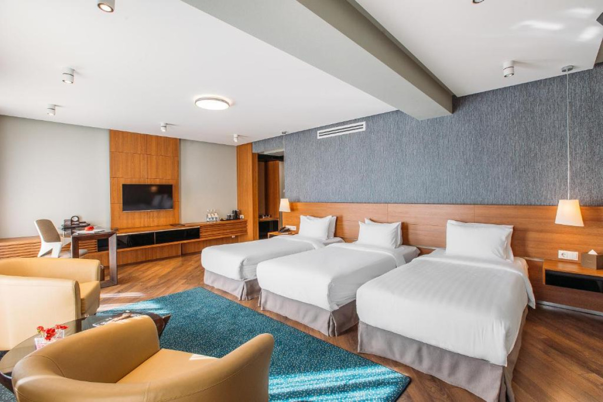 Golden Palace Hotel