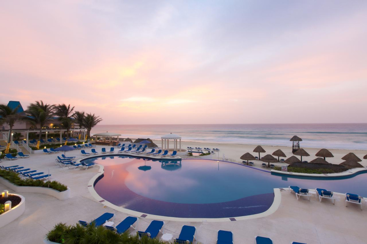 Golden Parnassus Resort