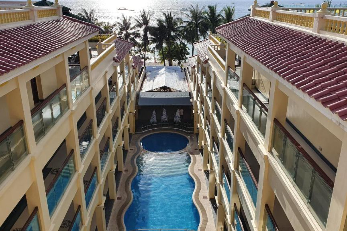 Golden Phoenix Hotel Boracay
