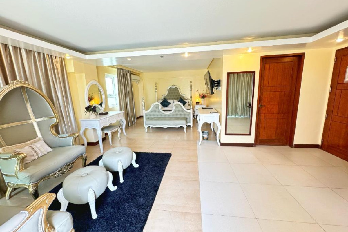Golden Phoenix Hotel Boracay