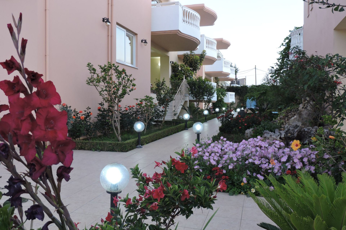Golden Rose Suites
