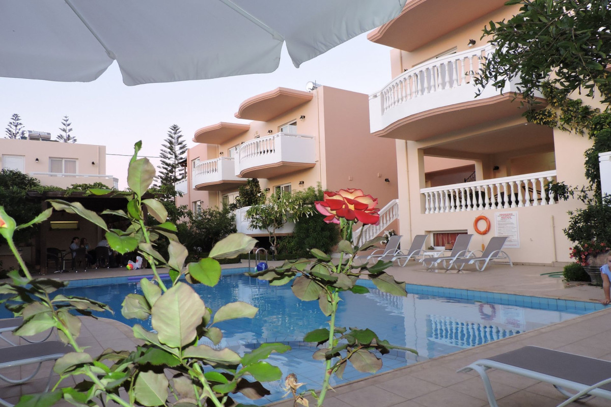 Golden Rose Suites