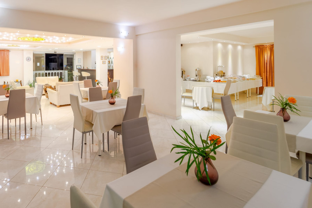 Golden Rose Suites