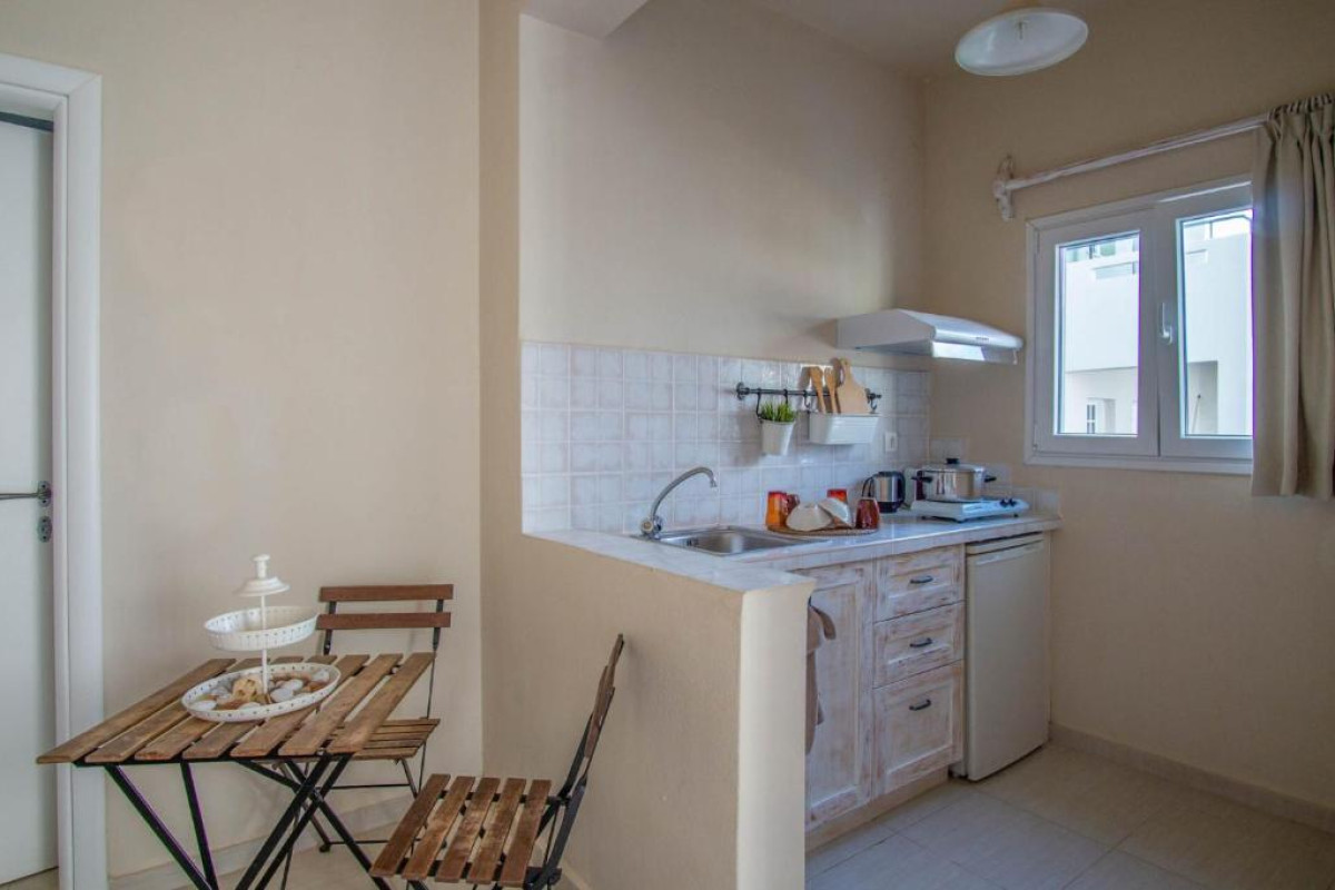 Golden Sun Boutique Malia