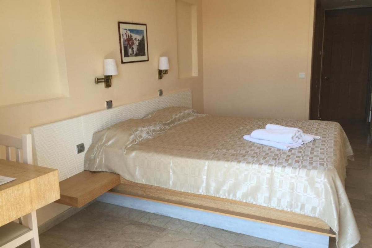 Golden Sun Hotel
