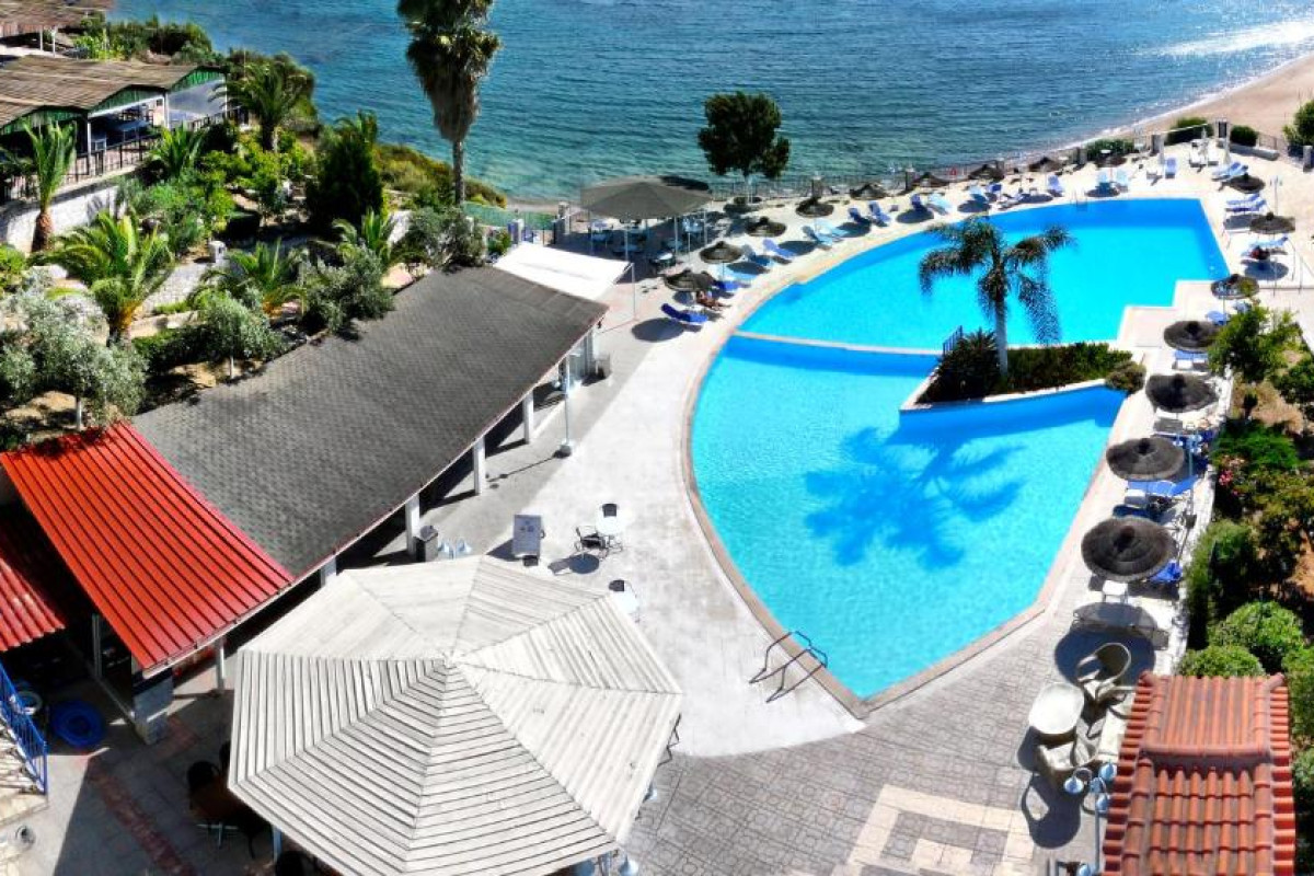 Golden Sun Hotel