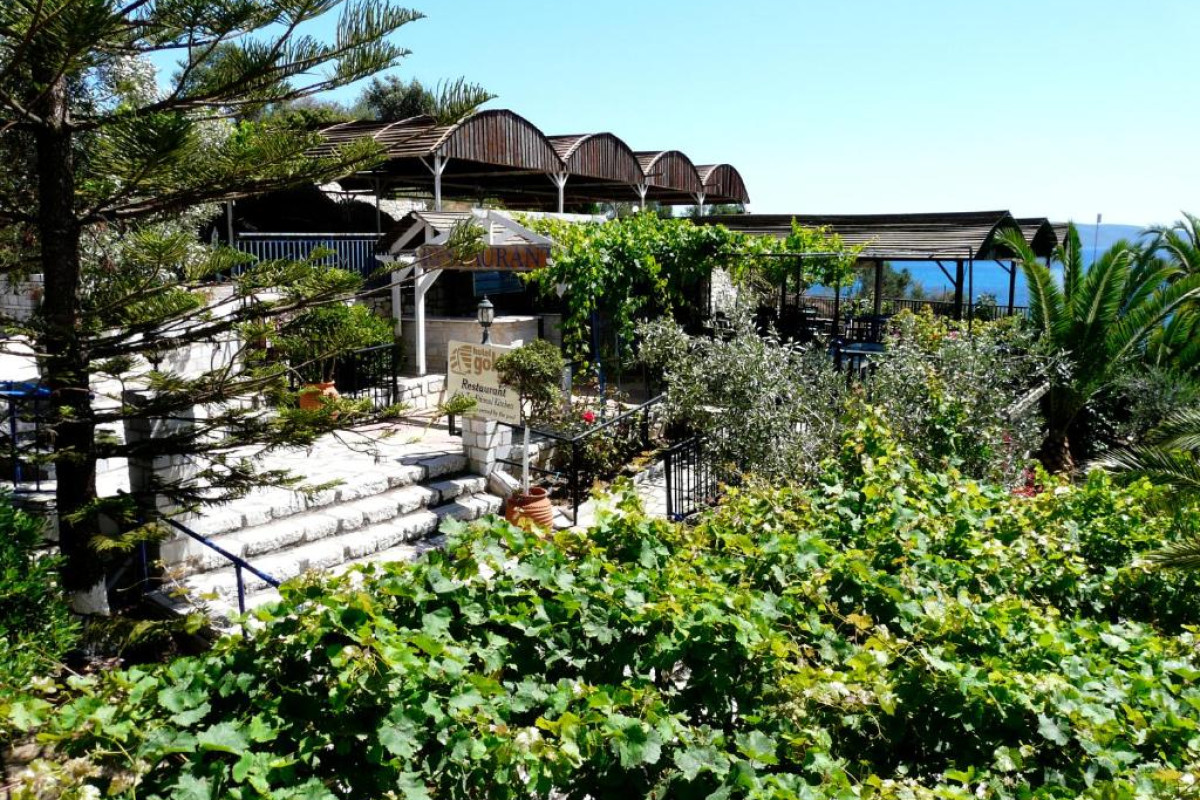 Golden Sun Hotel