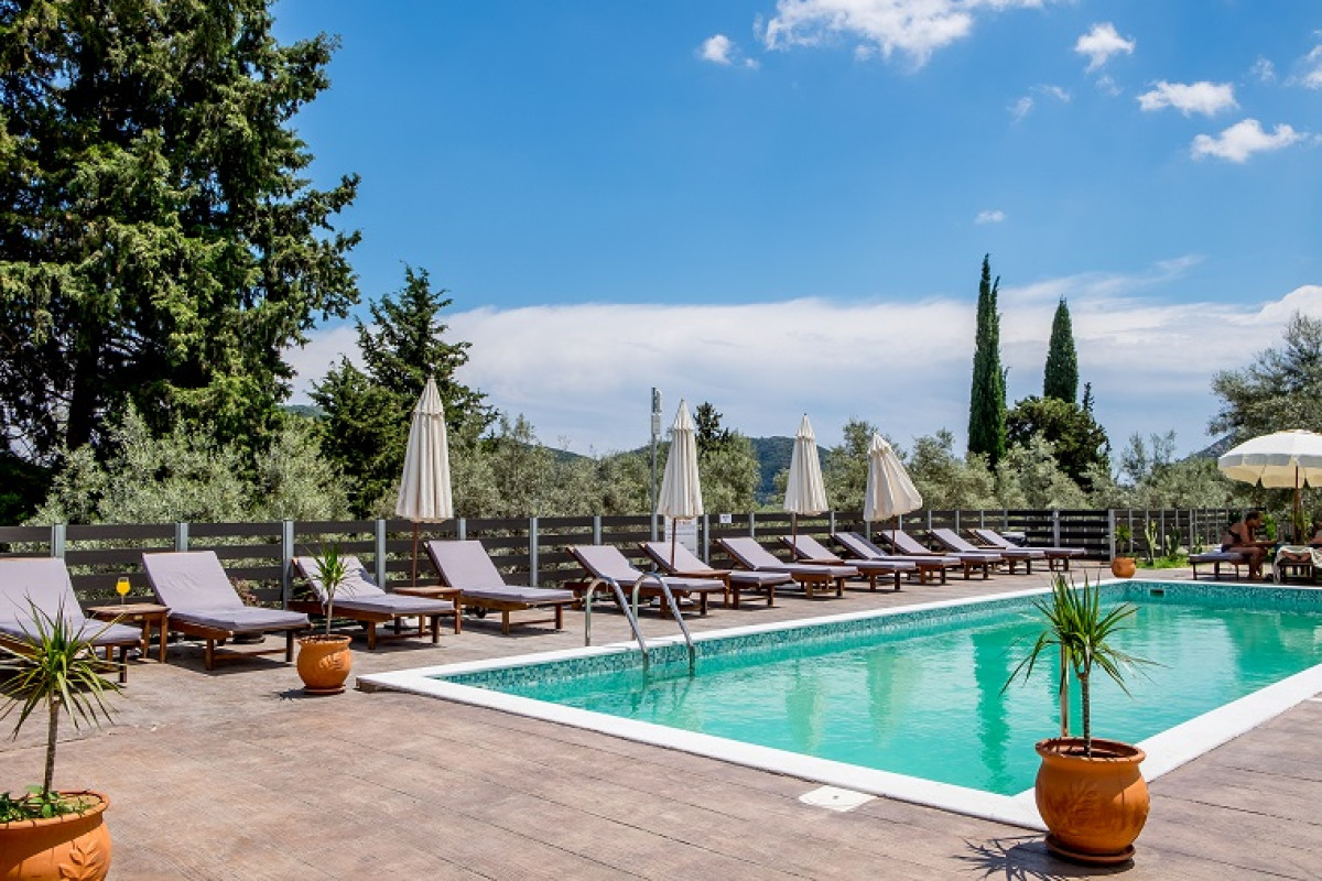 Golden Sun Villas